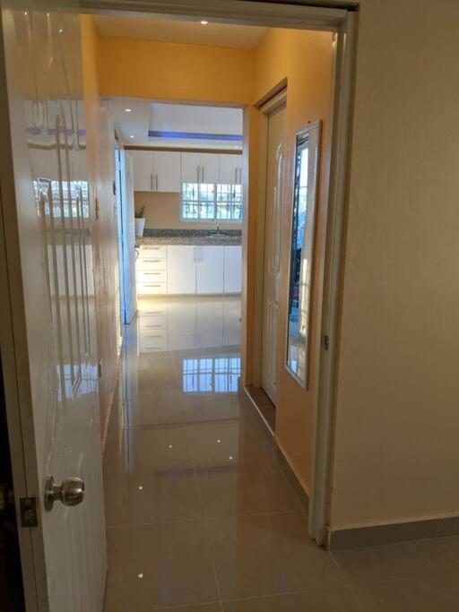 Moderno Apartamento Con Area Recreativa Apartment San Cristobal Ngoại thất bức ảnh